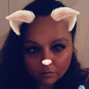 Meet your Posher, Holli